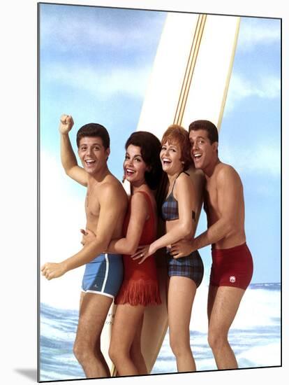 Beach Blanket Bingo, Frankie Avalon, Annette Funicello, Deborah Walley, John Ashley, 1965-null-Mounted Photo