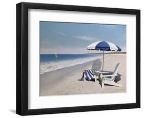 Beach Bum-Zhen-Huan Lu-Framed Giclee Print