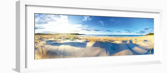 Beach Horizon-Henrik Lund-Framed Giclee Print