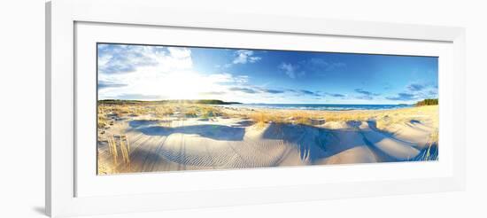 Beach Horizon-Henrik Lund-Framed Giclee Print