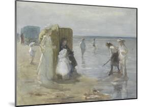 Beach of Scheveningen, with Two Ladies and Children, by Johan Antonie De Jonge, C. 1890-1920-Johan Antonie de Jonge-Mounted Art Print