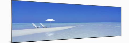 Beach Scene, Digufinolhu, Maldives-null-Mounted Photographic Print