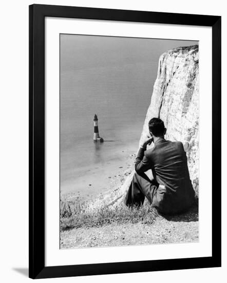 Beachy Head 1936-Sunday Mirror-Framed Photographic Print