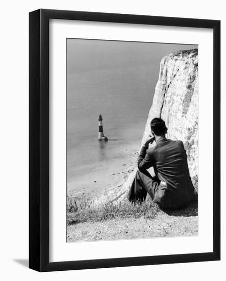 Beachy Head 1936-Sunday Mirror-Framed Photographic Print