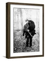 Bear Hunting, 1909-Science Source-Framed Giclee Print