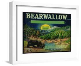 Bearwallow Apple Crate Label - Hood River, OR-Lantern Press-Framed Art Print