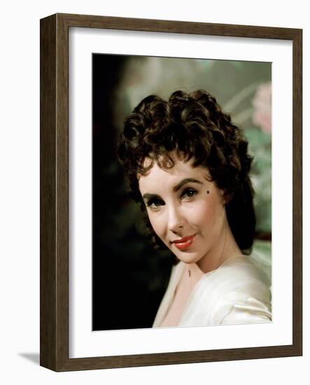 BEAU BRUMMELL, 1954 directed by CURTIS BERNHARDT Elizabeth Taylor (photo)-null-Framed Photo