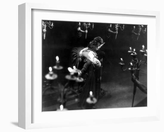 Beauty and the Beast, (aka 'Belle et la Bête, La'), Jean Marais, Josette Day, 1946-null-Framed Photo