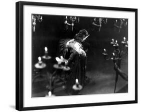 Beauty and the Beast, (aka 'Belle et la Bête, La'), Jean Marais, Josette Day, 1946-null-Framed Premium Photographic Print