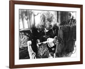 Beauty And The Beast, (aka La Belle et la Bete), Jean Marais, 1946-null-Framed Photo