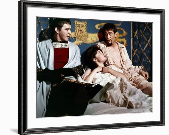 BECKET, 1964 directed by PETER GLENVILLE Richard Burton and Peter O'Toole (photo)-null-Framed Photo