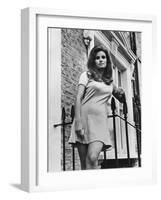 Bedazzled, Raquel Welch, 1967-null-Framed Photo