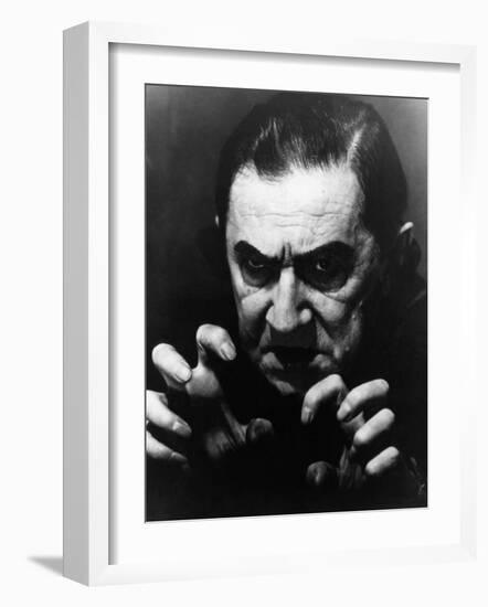 Bela Lugosi, c.1930s-null-Framed Photo