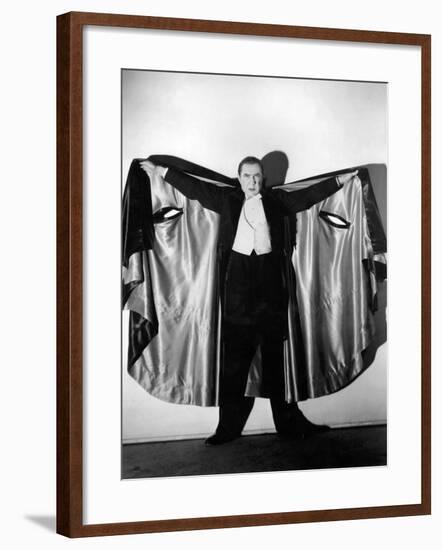 Bela Lugosi in Costume as Dracula, 1931-null-Framed Photographic Print