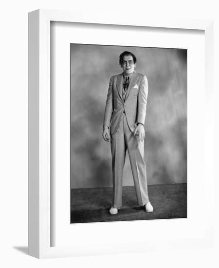 Bela Lugosi-null-Framed Photographic Print