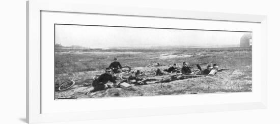 Belgian Bicycle Troops Using Hotchkiss Machine Guns in Haelen, Belgium, August 1914-Montigny-Framed Giclee Print