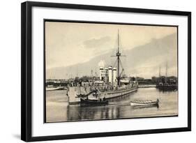 Belgisches Kriegsschiff Im Hafen,Besatzung,Ruderboot-null-Framed Giclee Print