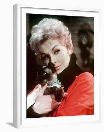 BELL, BOOK AND CANDLE, 1958 directed by RICHARD QUINE Kim Novak (photo)-null-Framed Photo