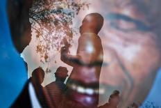 Nelson Mandela-Ben Curtis-Laminated Photographic Print