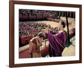 BEN-HUR, 1959 directed by WILLIAM WYLER Charlton Heston and Frank Thring (photo)-null-Framed Photo