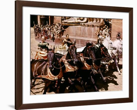 BEN-HUR, 1959 directed by WILLIAM WYLER Stephen Boyd and Charlton Heston (photo)-null-Framed Photo