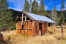 Old Abandoned House-bendicks-Mounted Photographic Print