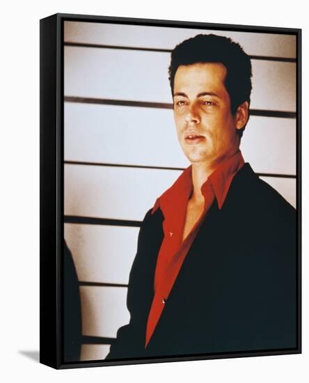 Benicio Del Toro - The Usual Suspects-null-Framed Stretched Canvas