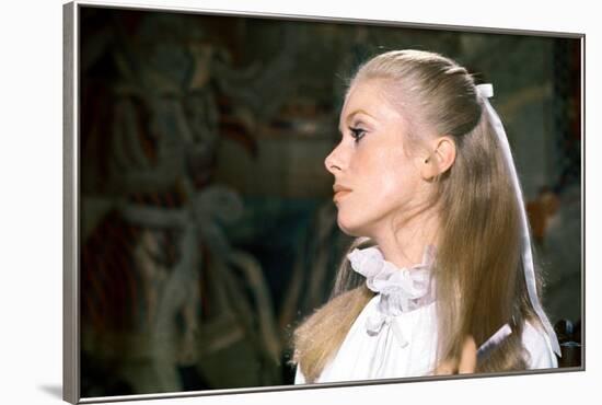 BENJAMIN OU LES MEMOIRES D'UN PUCEAU, 1967 directed by MICHEL DEV Catherine Deneuve (photo)-null-Framed Photo