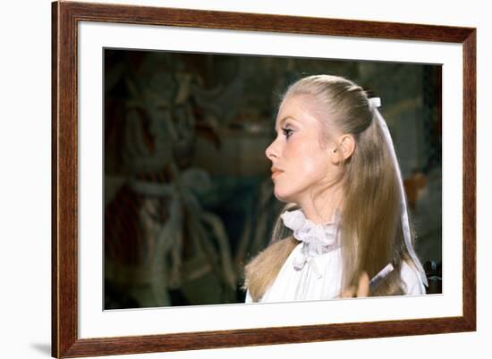 BENJAMIN OU LES MEMOIRES D'UN PUCEAU, 1967 directed by MICHEL DEV Catherine Deneuve (photo)-null-Framed Photo