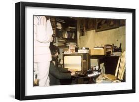 Benson Herbert's Lab-Hilary Evans-Framed Photographic Print