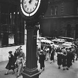 El' Second and Third Avenue Lines, Hanover Square and Pearl Street, Manhattan-Berenice Abbott-Giclee Print