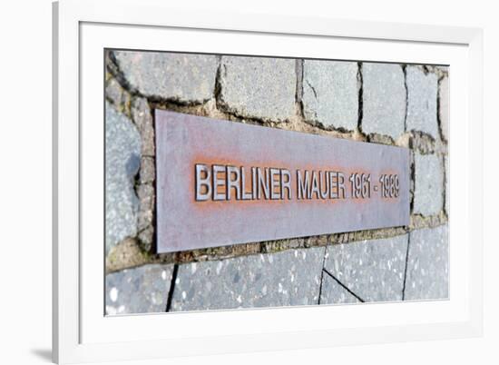 Berlin Wall Berliner Mauer-topaspics-Framed Photographic Print