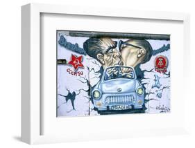 Berlin Wall East-Side-Gallery-null-Framed Art Print