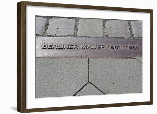 Berlin Wall Mark-ueuaphoto-Framed Photographic Print