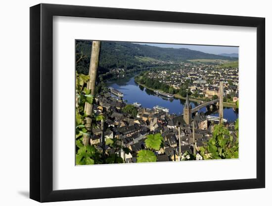 Bernkastel-Kues, Moselle Valley, Rhineland-Palatinate, Germany, Europe-Hans-Peter Merten-Framed Photographic Print