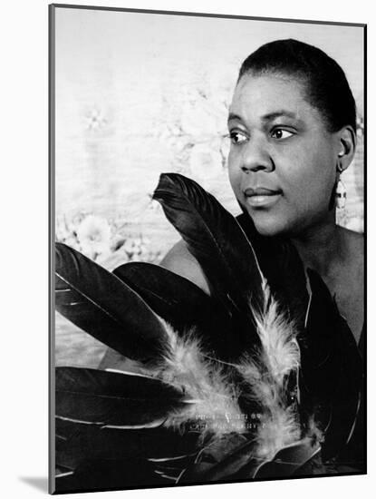 Bessie Smith (1894-1937)-Carl Van Vechten-Mounted Giclee Print