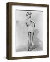 Betty Grable, 1941-null-Framed Photographic Print