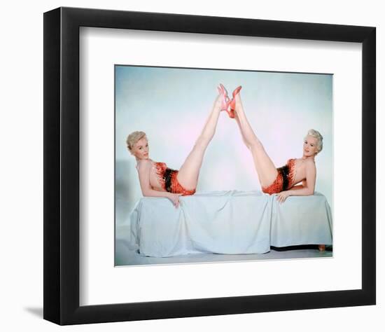 Betty Grable-null-Framed Photo