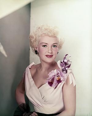 Betty Grable Posters, Prints, Paintings & Wall Art | AllPosters.com