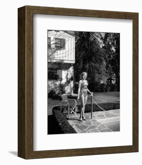 Betty Grable-null-Framed Photo