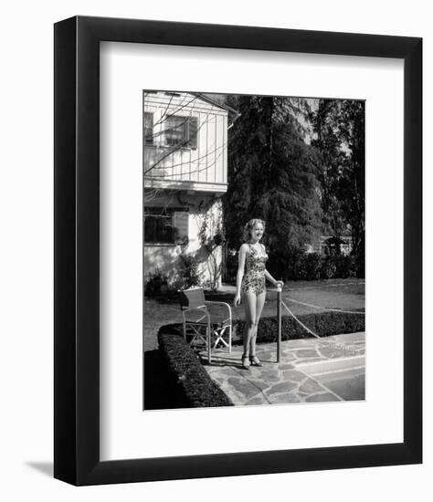 Betty Grable-null-Framed Photo