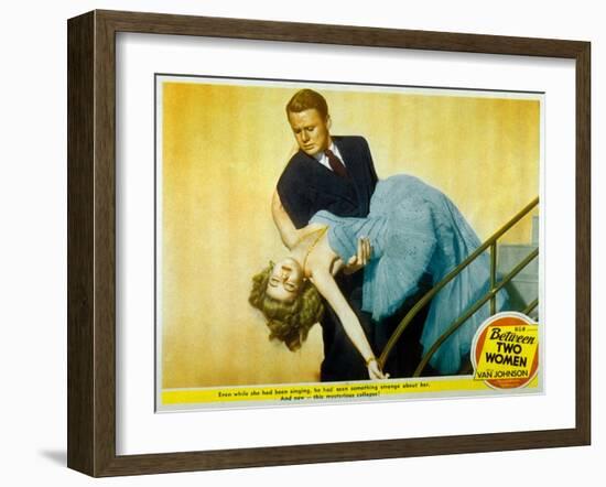 Between Two Women De Willis Goldbeck Avec Van Johnson Et Marilyn Maxwell, 1945-null-Framed Photo