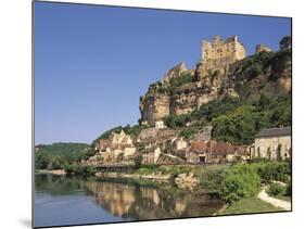 Beynac, Aquitaine, Dordogne, France-Michael Busselle-Mounted Photographic Print