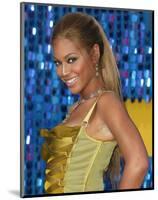 Beyoncé Knowles-null-Mounted Photo