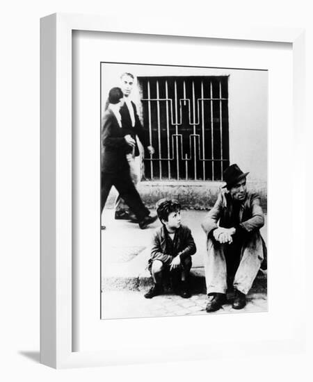 Bicycle Thief, 1948 (Ladri Di Biciclette)-null-Framed Photographic Print