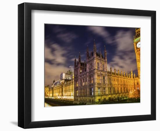 Big Ben and Parliament at night, Westminster, London, England.-William Perry-Framed Photographic Print