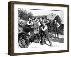 Big Business, Stan Laurel, Oliver Hardy, James Finlayson, 1929-null-Framed Photo