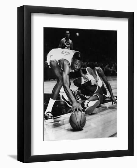 Bill Russell (1934-)-null-Framed Giclee Print