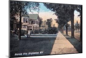 Binghamton, New York - Residential Scene on Riverside Drive-Lantern Press-Mounted Art Print