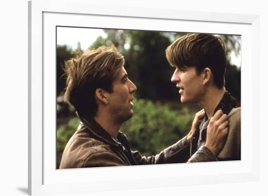 BIRDY, 1984 directed by ALAN PARKER Nicolas Cage and Matthew Modine (photo)-null-Framed Photo